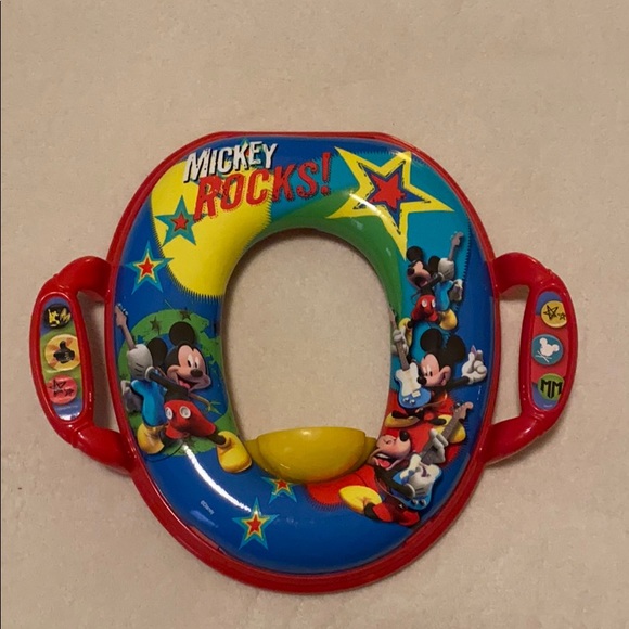 Mickey Mouse Potty training seat - Picture 1 of 1
